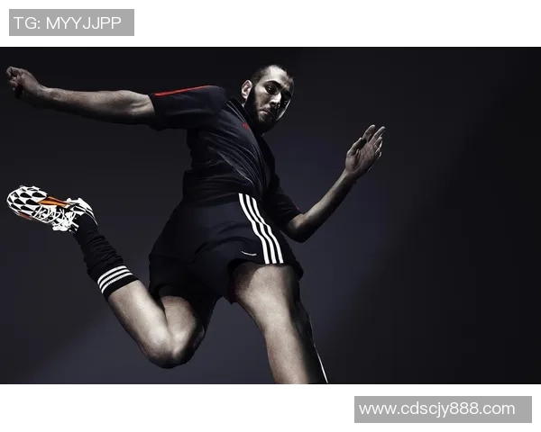 足球明星车载摆饰品让你的爱车充满运动气息与个性魅力